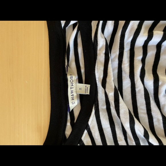 Hawthorn top Sz M - Picture 2 of 3